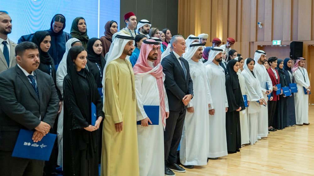 برعاية عبدالله بن زايد وبحضور ذياب بن محمد بن زايد وراشد بن حميد النعيمي.. مركز الشباب العربي يختتم النسخة الرابعة من برنامج القيادات الدبلوماسية العربية الشابة