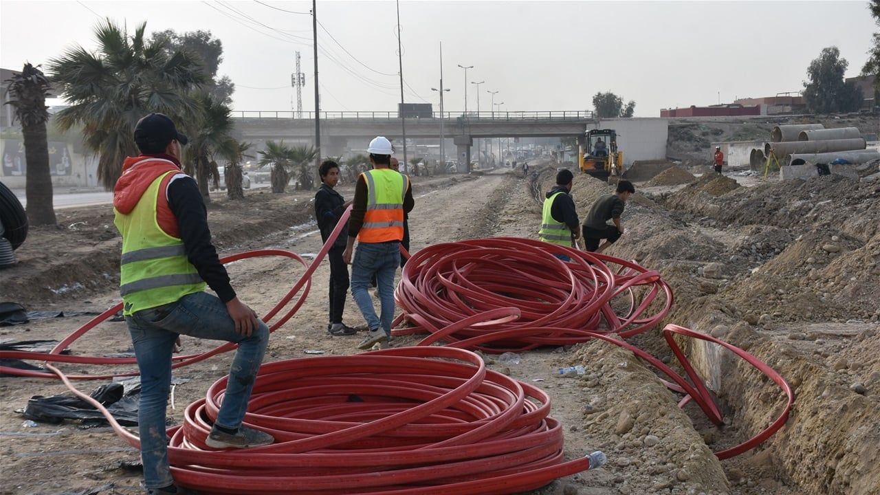 بعد تقرير امريكي.. الاتصالات توضح عقدها مع "شركة المهندس": حفر وصيانة ولا تدير الاتصالات في العراق