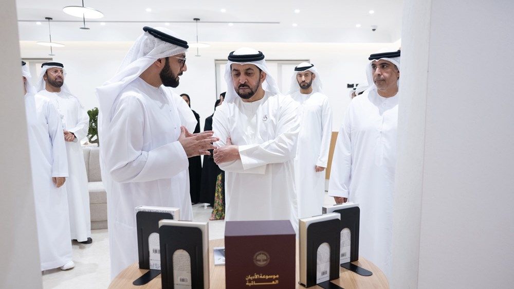 حمدان بن زايد يفتتح فرع جامعة محمد بن زايد للعلوم الإنسانية في منطقة الظفرة