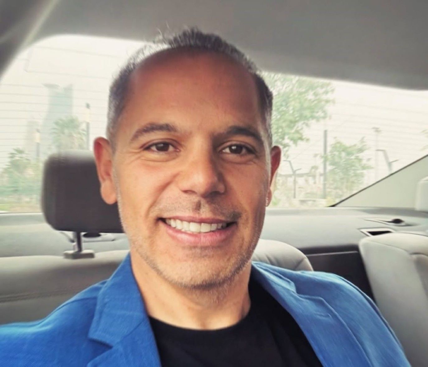 رامي إمام يكشف تفاصيل جديدة عن فيلم البحث عن فضيحة.. نفس القصة ولكن بروح الشباب