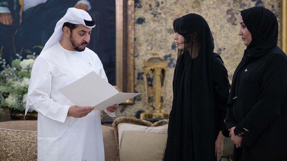 حمدان بن زايد يستقبل الفريق المنظم للمؤتمر العالمي للحفاظ على الطبيعة 2025