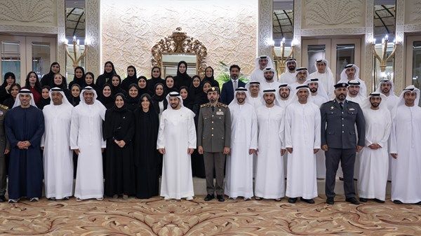 حمدان بن زايد يستقبل الفريق المنظم للمؤتمر العالمي للحفاظ على الطبيعة 2025