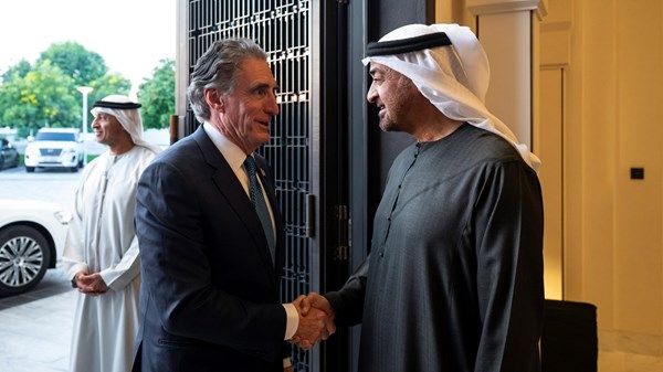 رئيس الدولة يستقبل رئيس المجلس الوطني الأميركي للطاقة ويشهد توقيع مذكرة تفاهم في مجال الطاقة والذكاء الاصطناعي بين البلدين