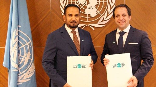 جامعة السلام و"العليا للأخوة الإنسانية" توقعان مذكرة تفاهم