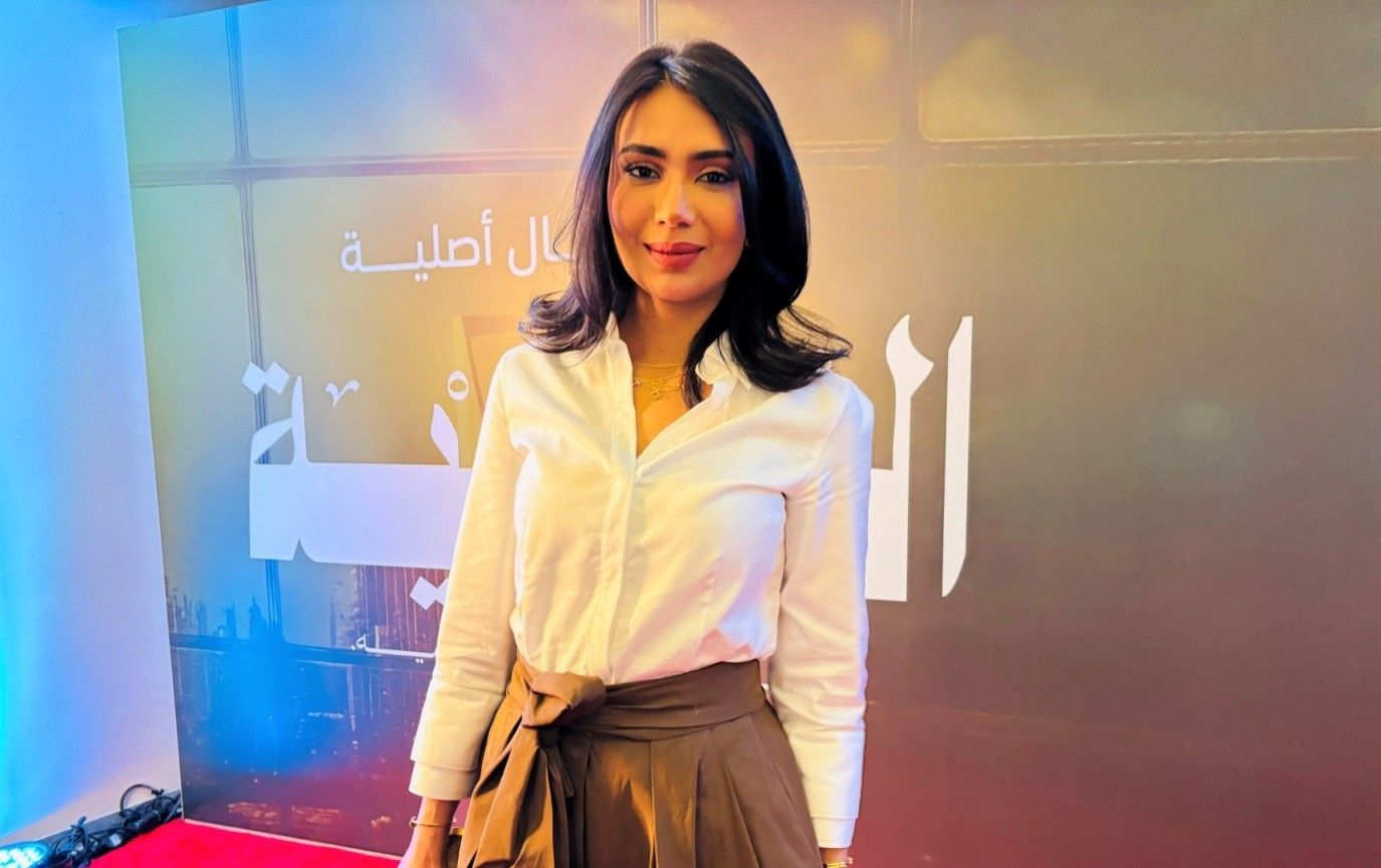 لبنى عبد العزيز تُشوّق جمهورها لعملها القادم.. مسلسل "العائد"