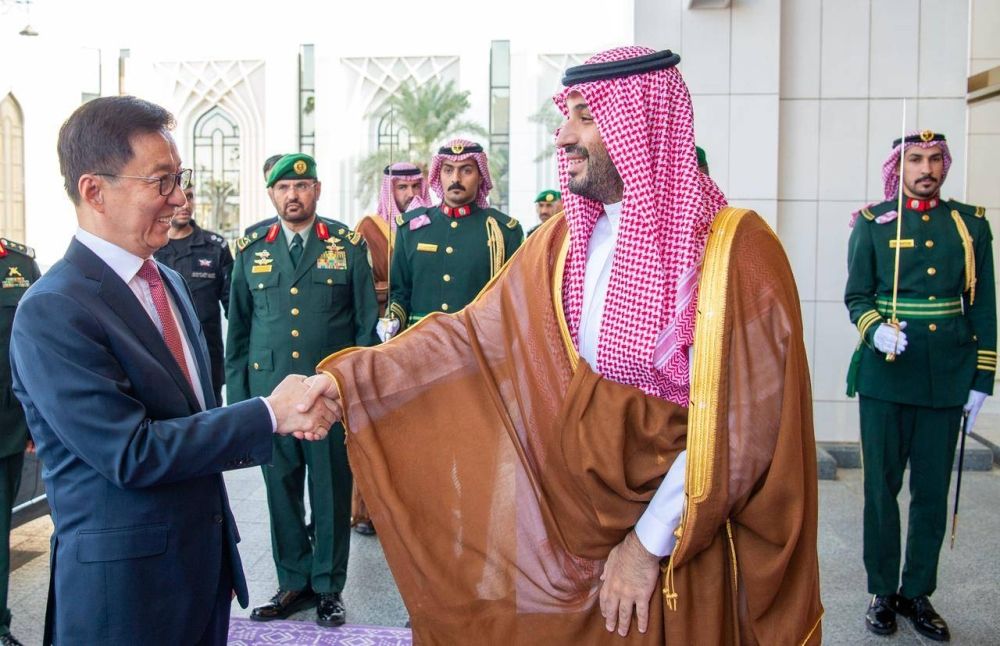 الصين: ملتزمون بتعزيز الشراكة الإستراتيجية مع الرياض