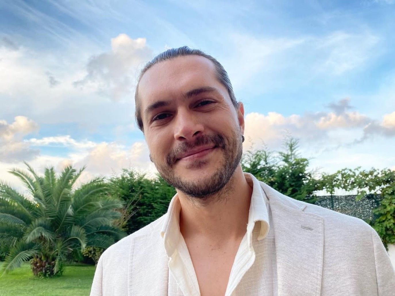 ألبيرن دويماز.. من موهبة طفولية لنجم ساطع