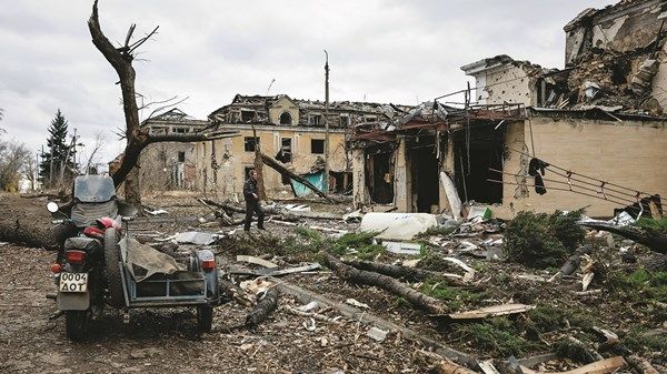 الكرملين: تسوية الأزمة الأوكرانية تتطلب عملاً دؤوباً