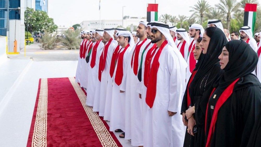 نهيان بن زايد: «يوم العلم» تعبير صادق عن وحدة وطننا وسيادته وتلاحم شعب الإمارات