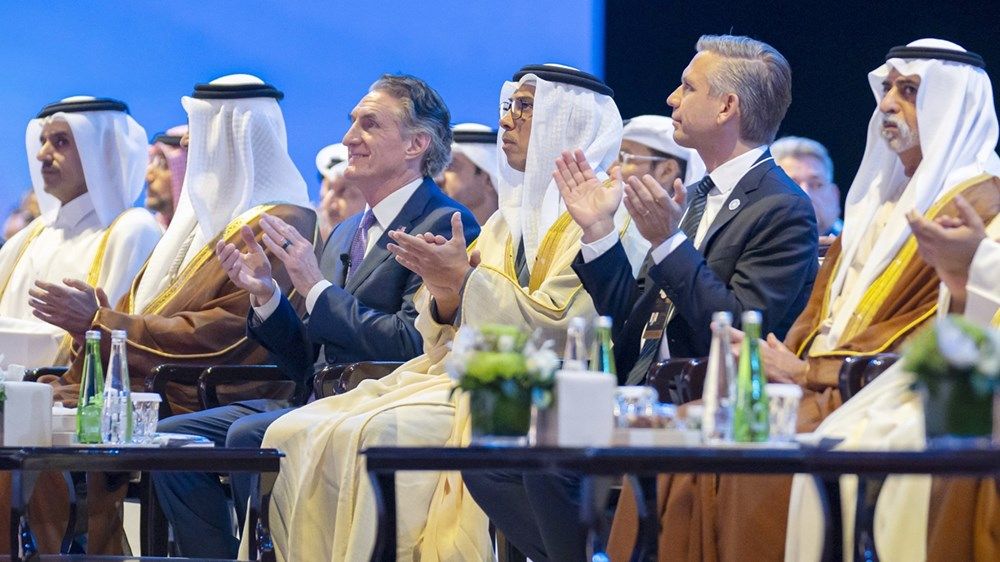 منصور بن زايد يفتتح معرض ومؤتمر أبوظبي الدولي للبترول «أديبك 2025»