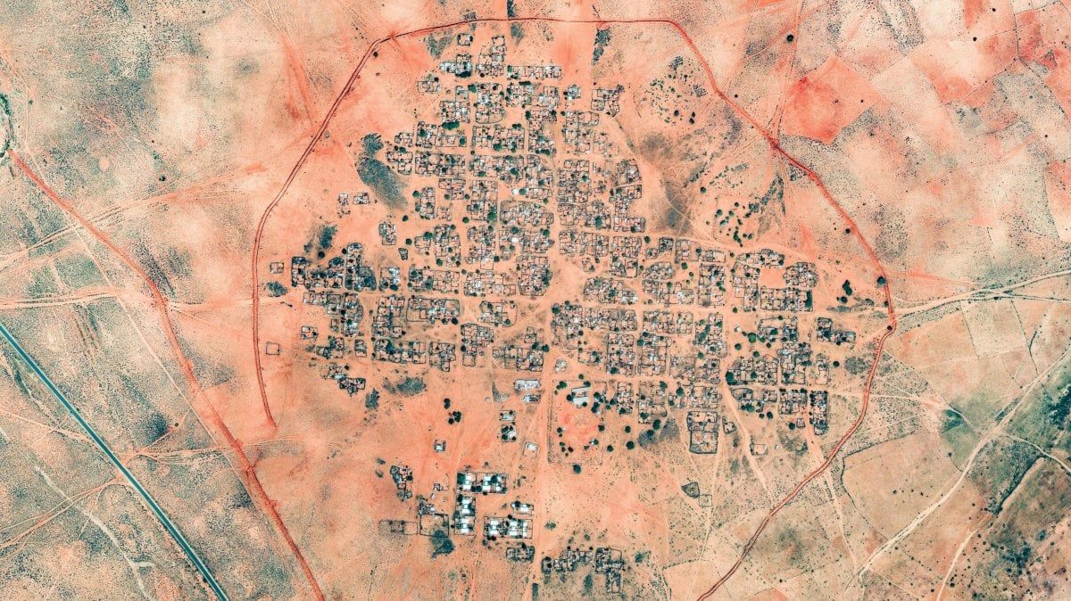 الغارديان: "الدم المسفوك في السودان يُرى من الفضاء، ولم يعد ممكناً التغافل عمّا يحدث"