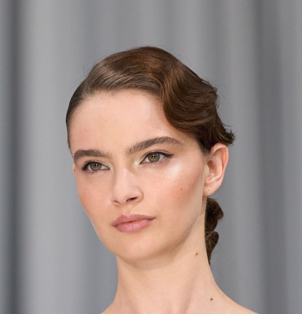 كيف تنسّقين أجدد صيحات المكياج مع ملابس شتاء 2026.. نصائح ذهبية تعزز جمال إطلالتك