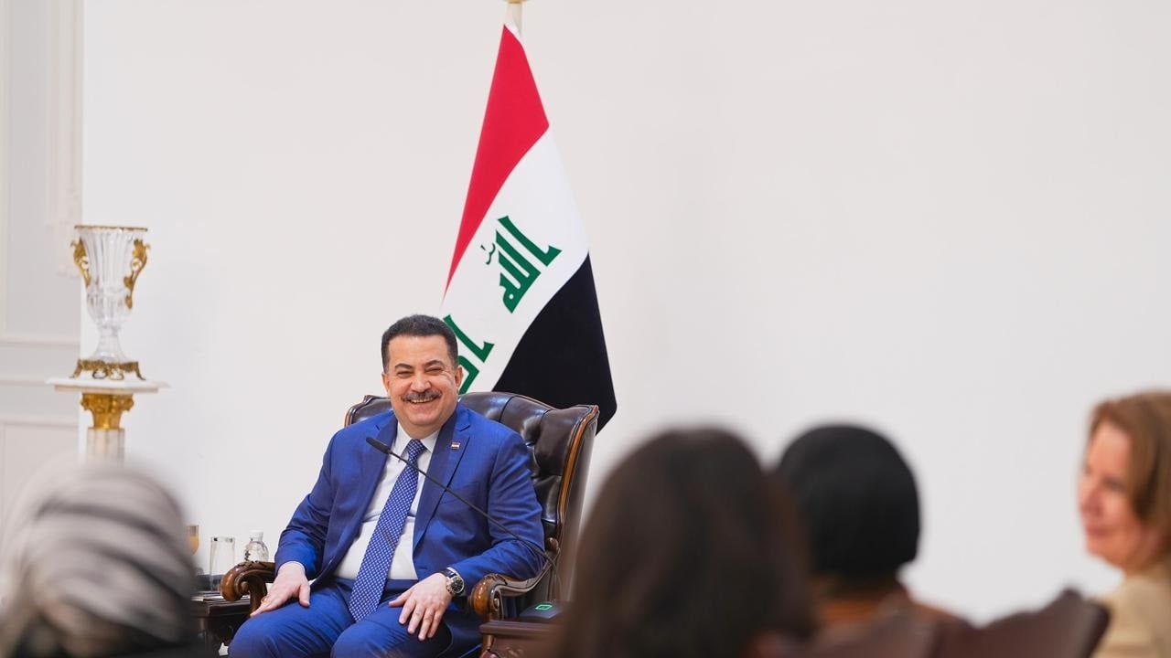 السوداني يطلق مبادرة "بصمة" لمنح النساء القروض الميسّرة لإنشاء مشاريعهن