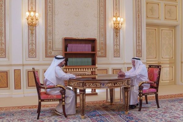 حاكم الشارقة: مجمع التواريخ يجمع وثائق إنجليزية وهولندية وفرنسية وعثمانية وبرتغالية توثّق تاريخ المنطقة بين 1622م و1810م
