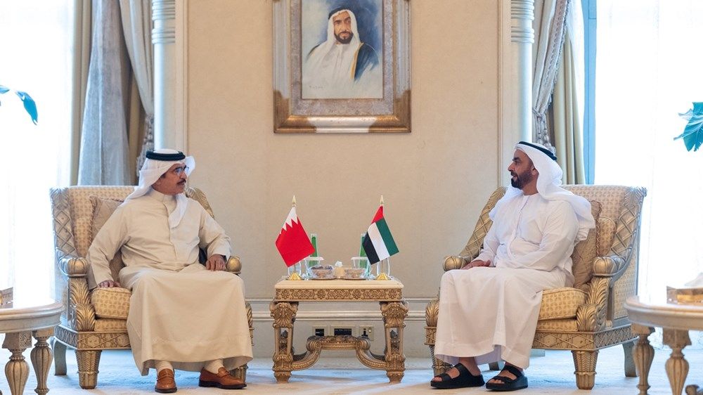 سيف بن زايد يلتقي وزراء داخلية ومسؤولين على هامش الاجتماع السادس للتحالف الأمني الدولي