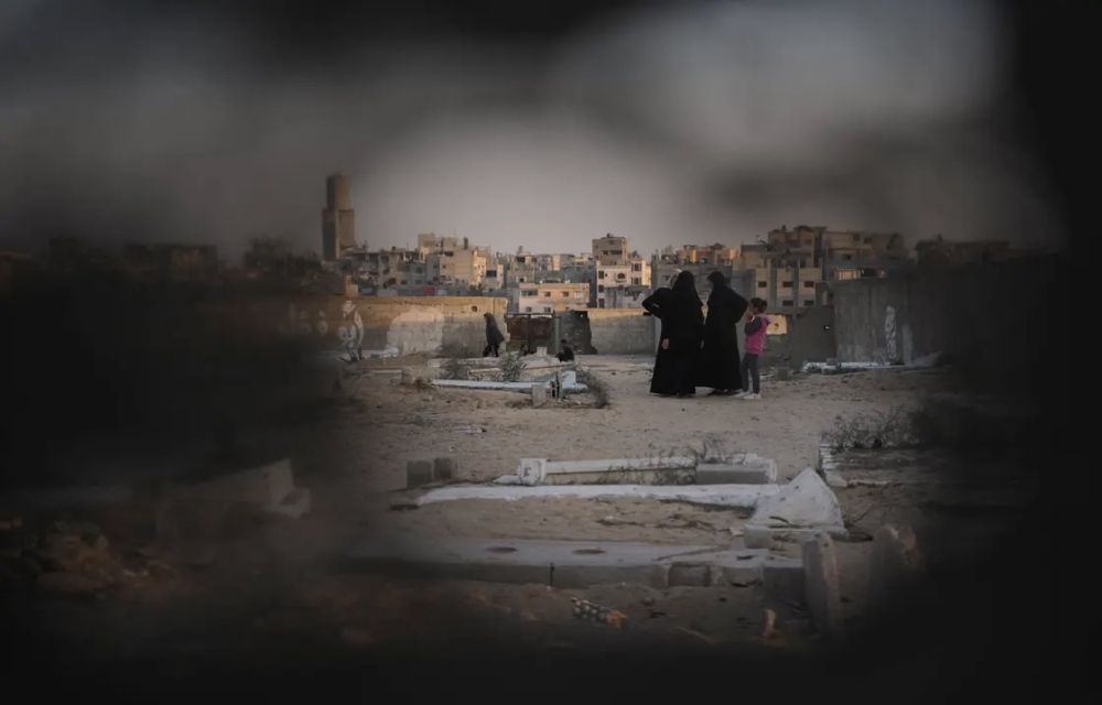 نازحون في غزة يلجؤون إلى المقابر وسط غياب المأوى