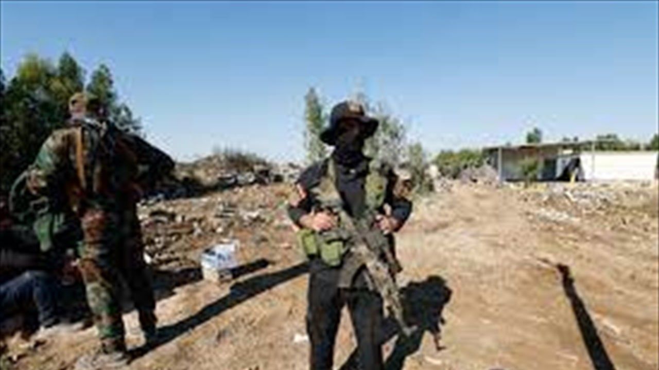 "صدام الفصائل مع الشرع".. اعلام ايراني يفسر التهديد الأمريكي للعراق باتصال الـ12 دقيقة والعملية المتوقعة