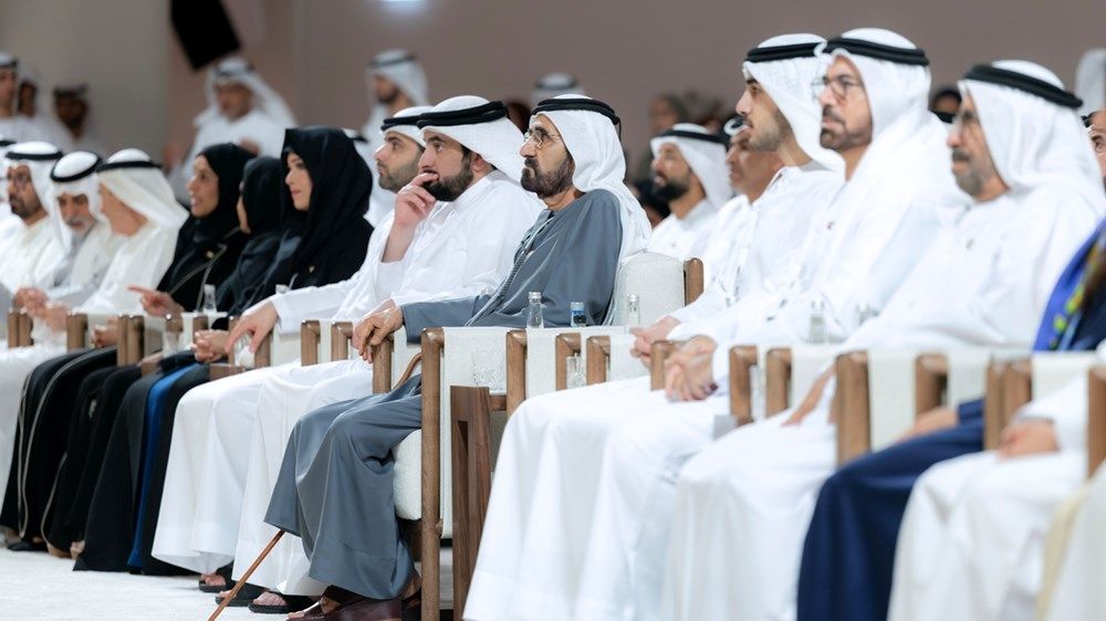 بحضور محمد بن راشد.. سيف بن زايد يكرِّم فرق الاتحاد المتميزة