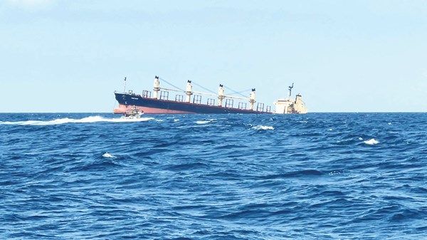 اليمن يدعو إلى إجراءات دولية عملية للحد من خطر الحوثيين