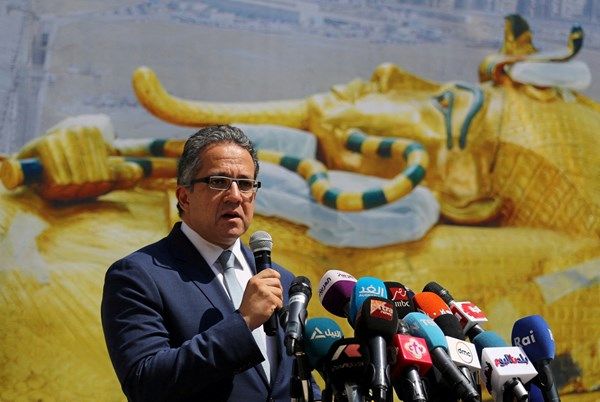 رسمياً.. انتخاب خالد العناني مديراً عاماً لـ "اليونسكو"