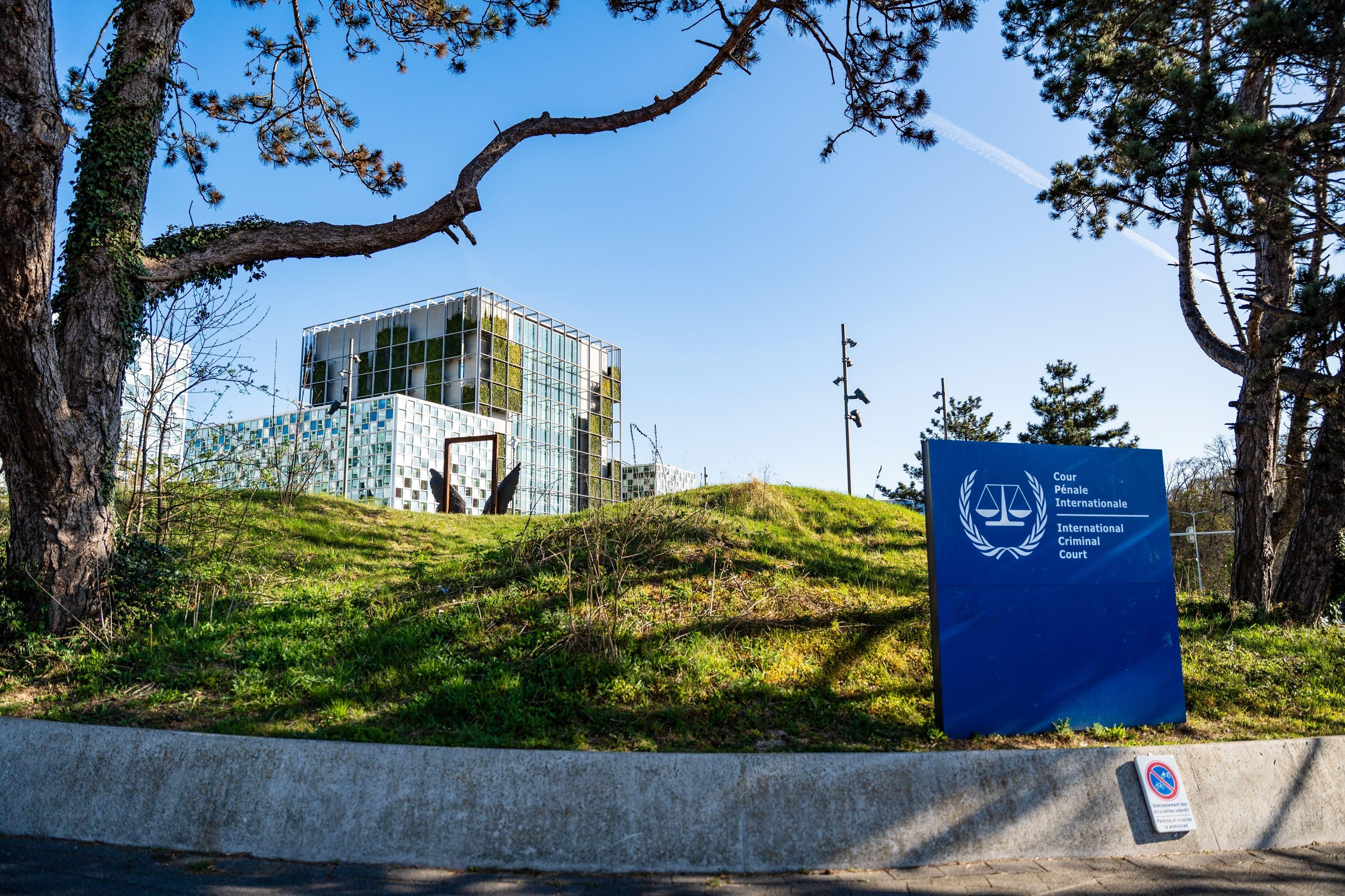 فايننشال تايمز: ترامب غير قادر على إحلال السلام في الشرق الأوسط