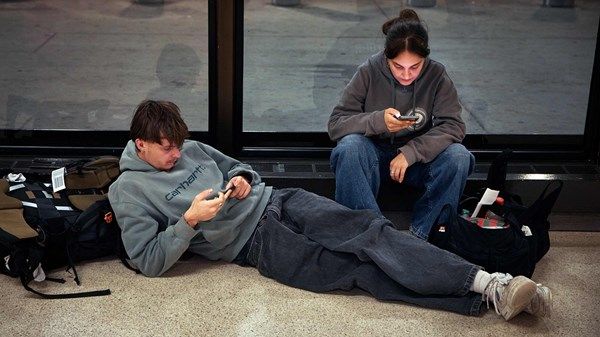 إلغاء مئات الرحلات الجوية جراء الإغلاق الحكومي في أميركا