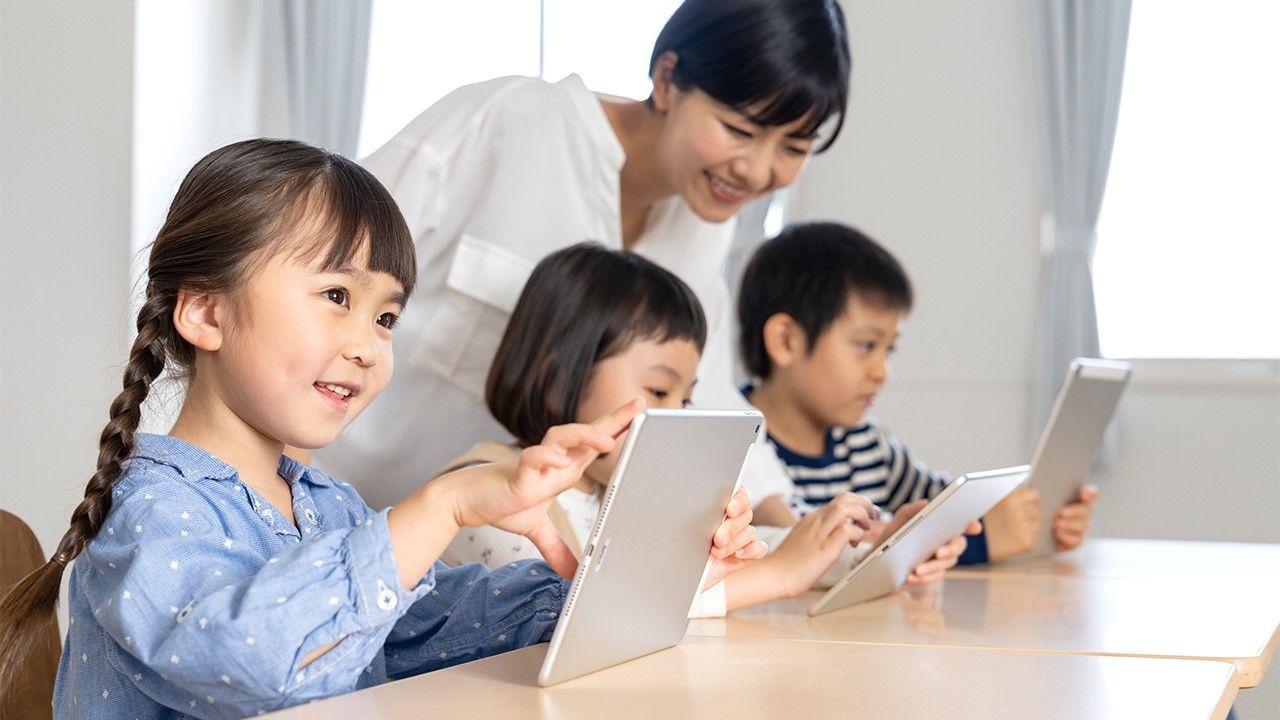 اليابان | الكتابة اليدوية تتراجع… طلاب المدارس في اليابان يختارون لوحة المفاتيح