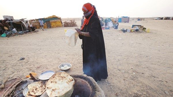 «الصليب الأحمر» لـ«الاتحاد»: نصف سكان اليمن يُعانون انعدام الأمن الغذائي