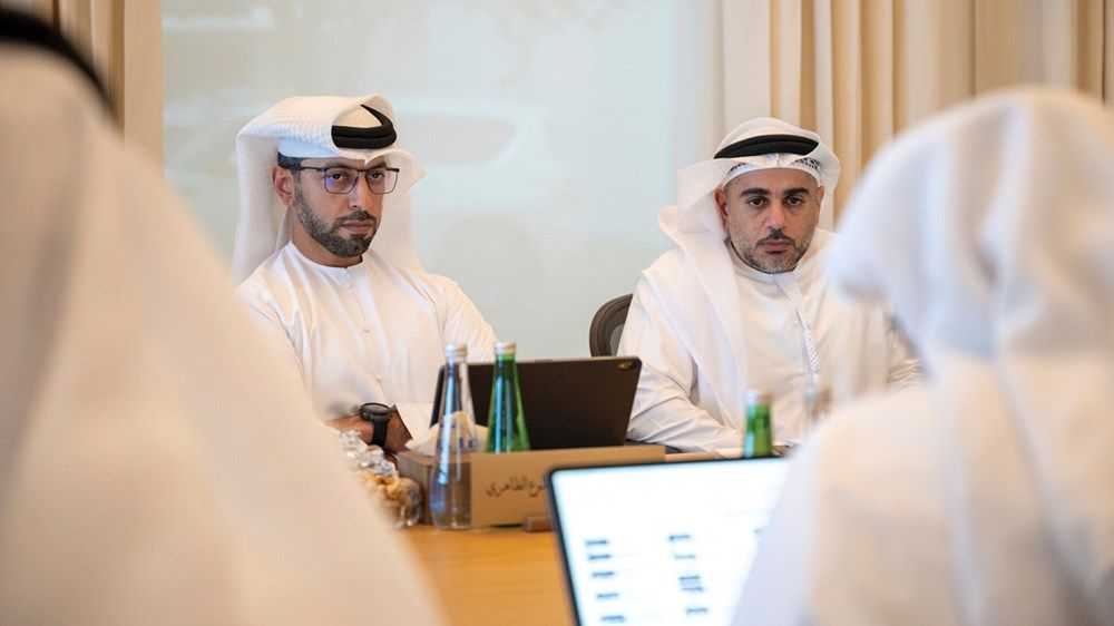 حمدان بن محمد بن زايد يترأس اجتماع مجلس الأنظمة الذكية ذاتية الحركة