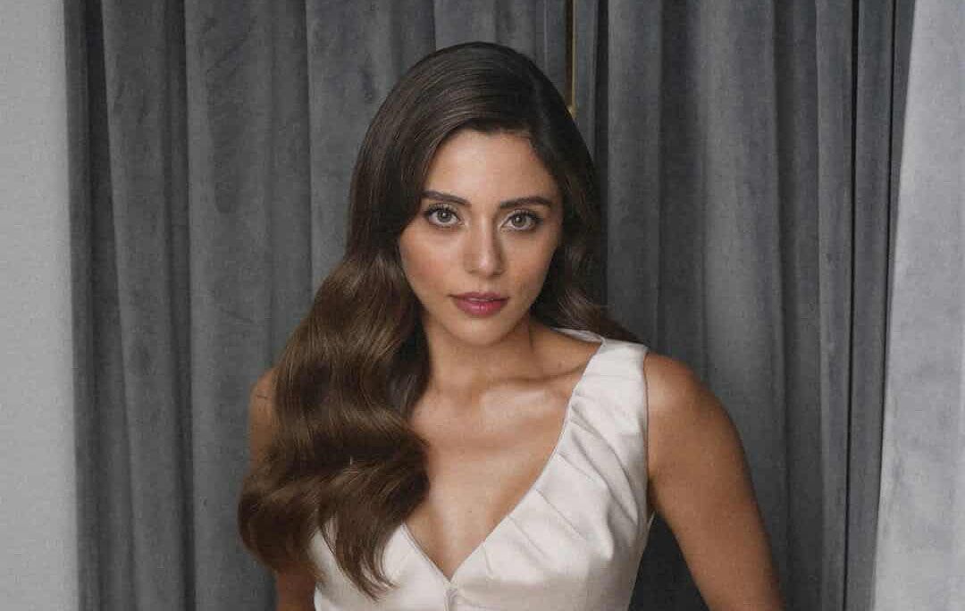 مفاجأة في “شراب التّوت”… نجمة شهيرة تنضمّ بدلًا من سيلا تورك أوغلو بعد انسحاب الأخيرة