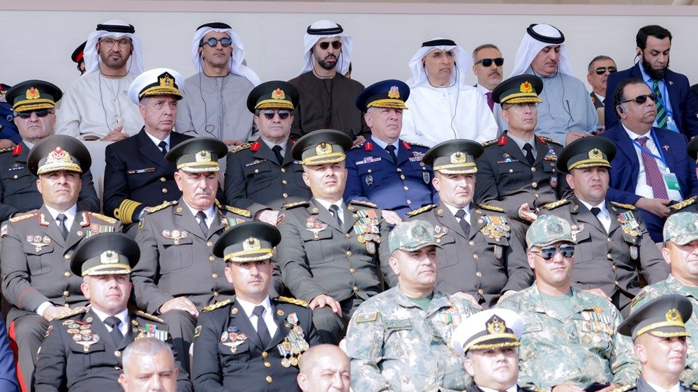 نيابة عن رئيس الدولة.. حمدان بن محمد يحضر احتفالات أذربيجان بـ«يوم النصر»