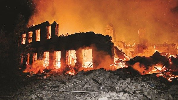 «الكرملين»: أهمية عقد قمة «روسية -أميركية» لتسوية الأزمات الدولية