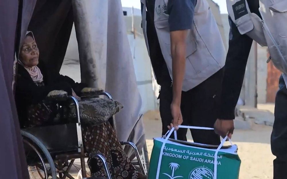 دفعة جديدة من المساعدات السعودية لقطاع غزة