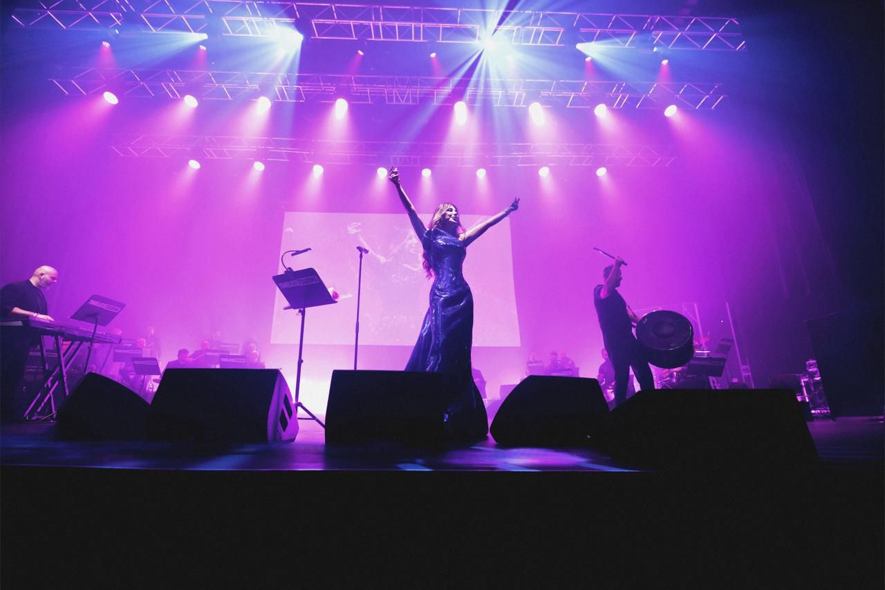 شاهد.. نجوى كرم تُغنّي الفرح في سيدني وتُشعل المسرح في ليلتَين استثنائيتَين