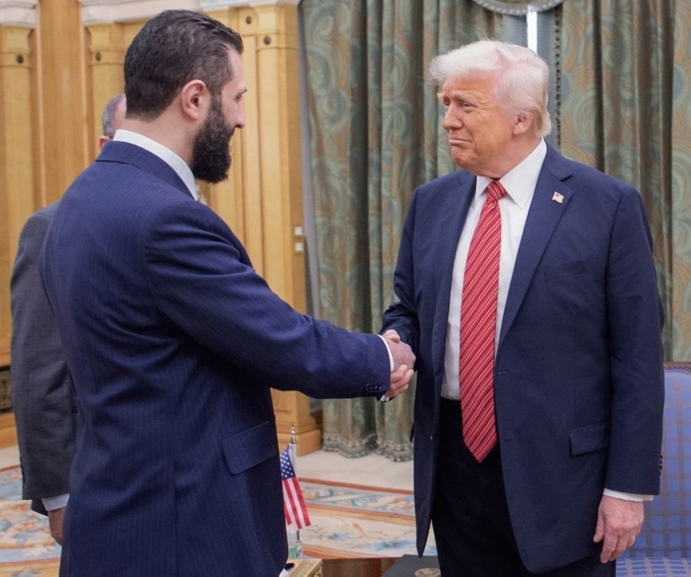 الشرع في البيت الأبيض: أولوية سوريا رفع قانون قيصر