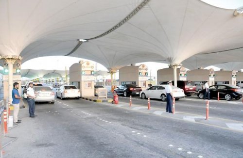 رسميًا من اليوم.. جميع المسافرين عبر جسر الملك فهد سوف يحصلون على هذه الخدمة التي ستجعل تجربة السفر أكثر متعة ورفاهية