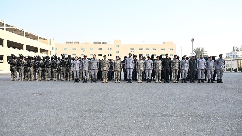 شرطة أبوظبي والحرس الوطني يعززان التعاون في المجالات الأمنية والعسكرية