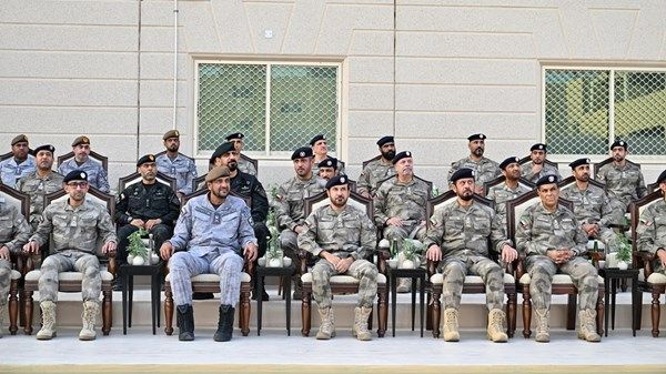 شرطة أبوظبي والحرس الوطني يعززان التعاون في المجالات الأمنية والعسكرية