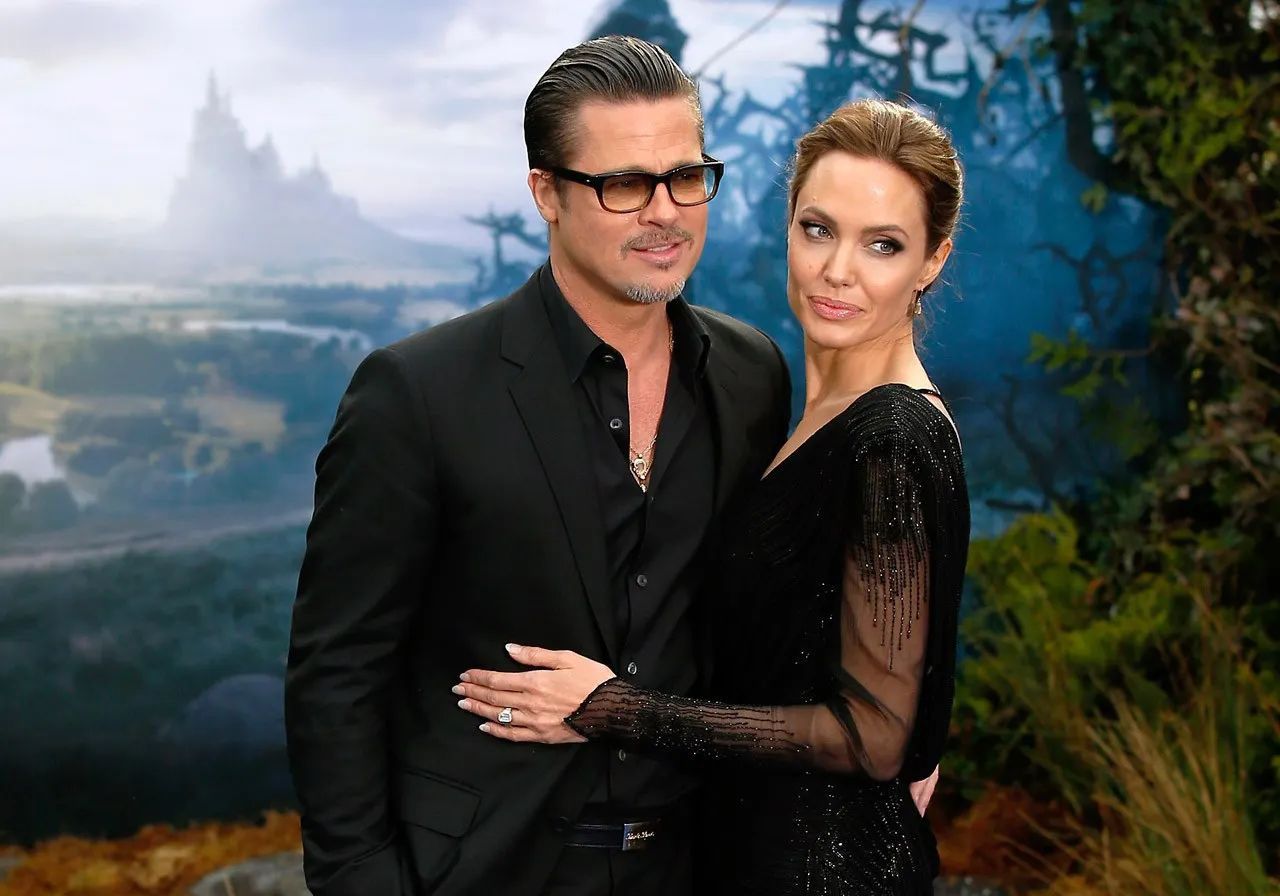 صراع أنجلينا جولي وبراد بيت يتصاعد… ورسائلها السّرّيّة تكشف المستور