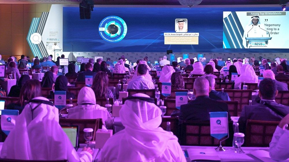 قرقاش: الإمارات قد لا تشارك في القوة الدولية لحفظ الاستقرار في غزة