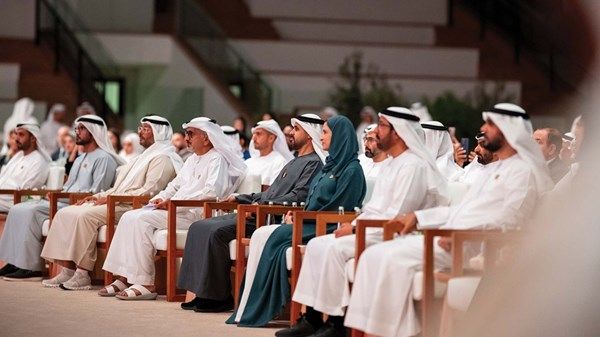 ذياب بن محمد بن زايد يشهد إطلاق مبادرة «من أرض الوطن: خطوات إلى المريخ»