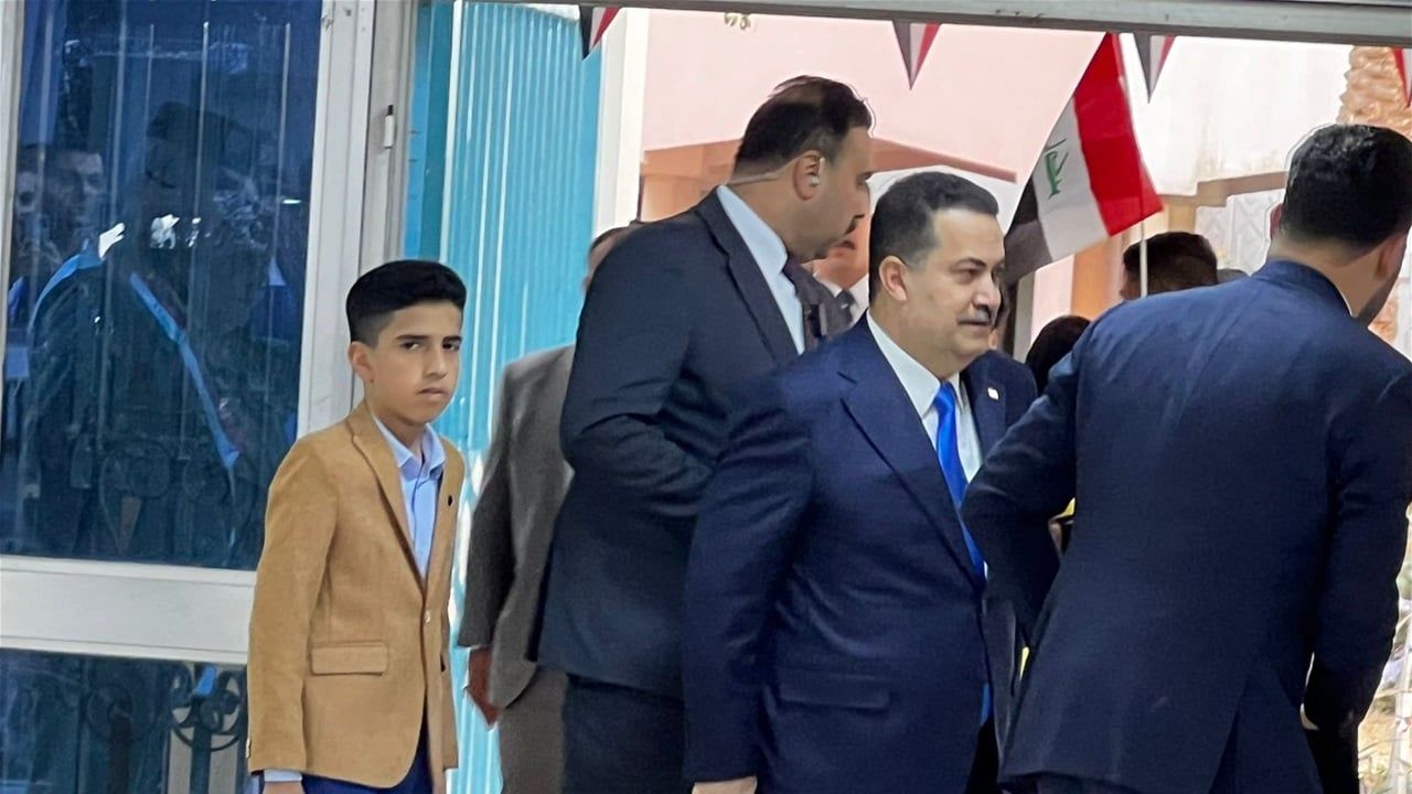 بالصور.. رئيس الوزراء يدلي بصوته في انتخابات مجلس النواب