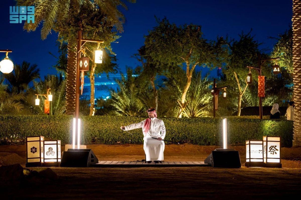 سوق الموسم ينطلق من منطقة الطوالع التاريخية بـ«النجناج»