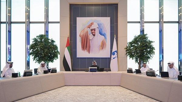 خالد بن محمد بن زايد يترأس اجتماع اللجنة التنفيذية لمجلس إدارة «أدنوك»