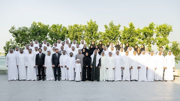 رئيس الدولة يكرم المساهمين والداعمين لمبادرة «وقف الحياة» تقديراً لدورهم في ترسيخ نموذج وطني للوقف الصحي المستدام