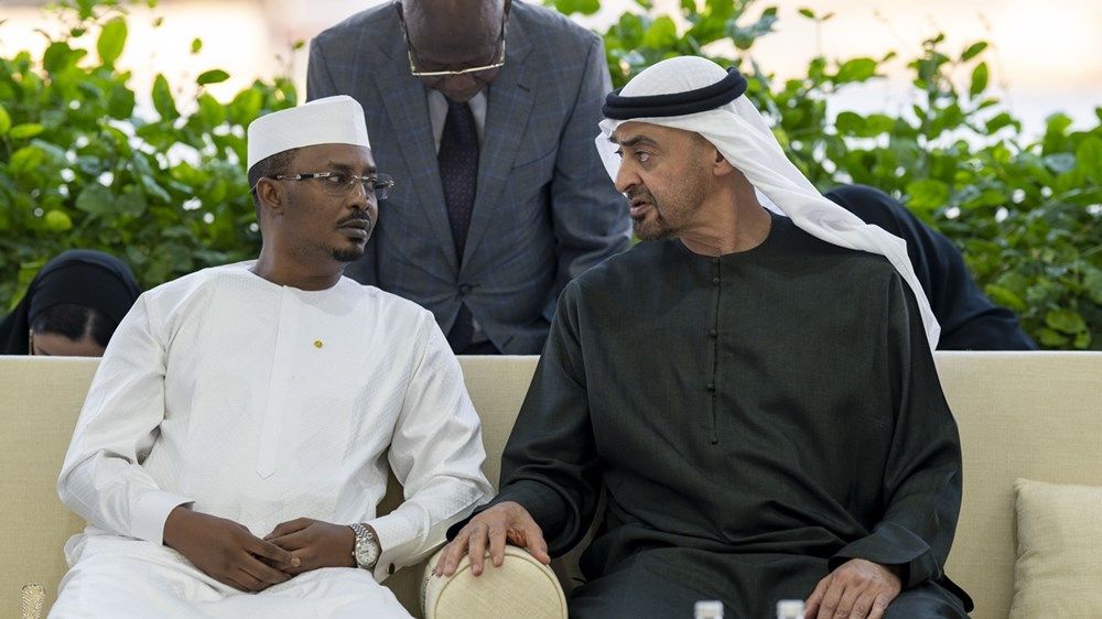 رئيس الدولة ورئيس تشاد يبحثان علاقات التعاون بين البلدين