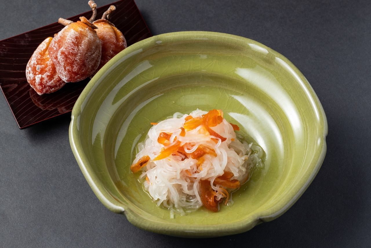 اليابان | رحلة في نكهات الكاكي اليابانية: من الحلويات التقليدية إلى الأطباق العصرية