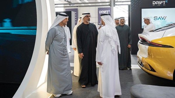 خالد بن محمد بن زايد يشهد جانباً من فعاليات معرض «دريفت إكس» في نسخته الثانية