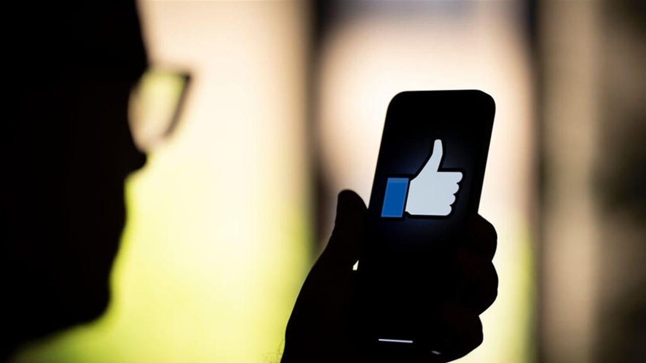 وداعاً لأشهر رموز فيسبوك.. أزرار "أعجبني" و"شارك" خارج الخدمة في 2026