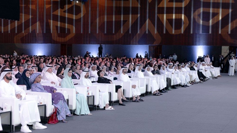 حمدان بن محمد يشهد انطلاق مؤتمر «آيكوم دبي 2025»